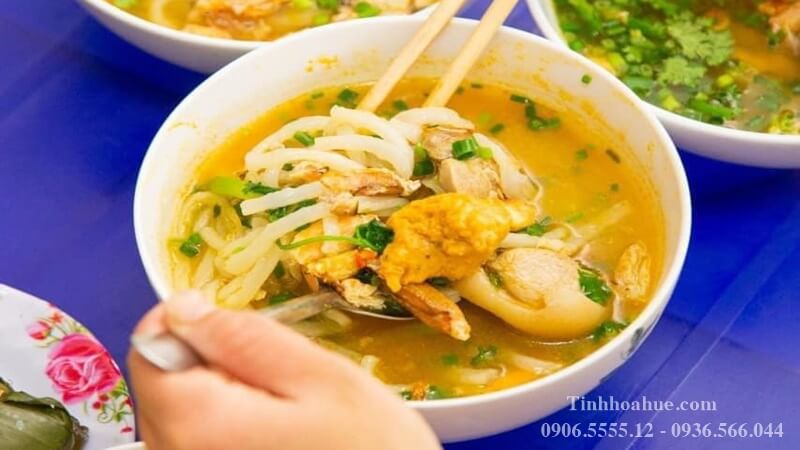bánh canh cua huế