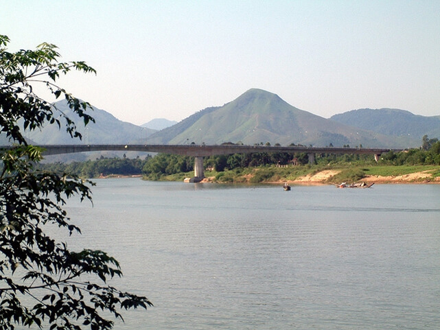 núi ngự bình huế nui-ngu-binh-hue